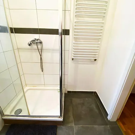 Royal - & Fahrradverleih Appartement Bremen